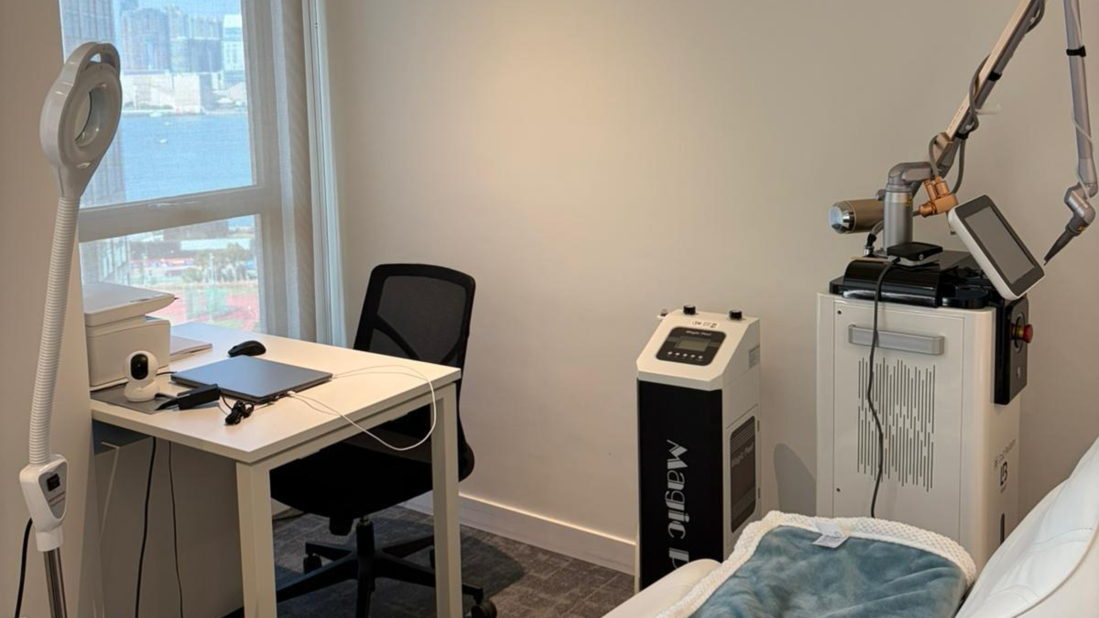 Contemporary Clinic Banner